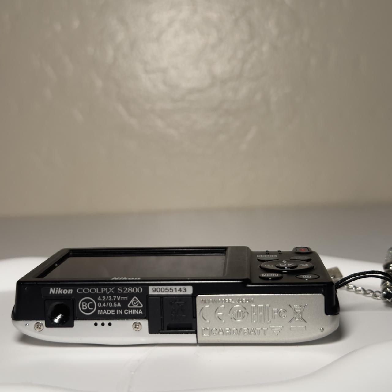 π Nikon Coolpix S2800 Grey π