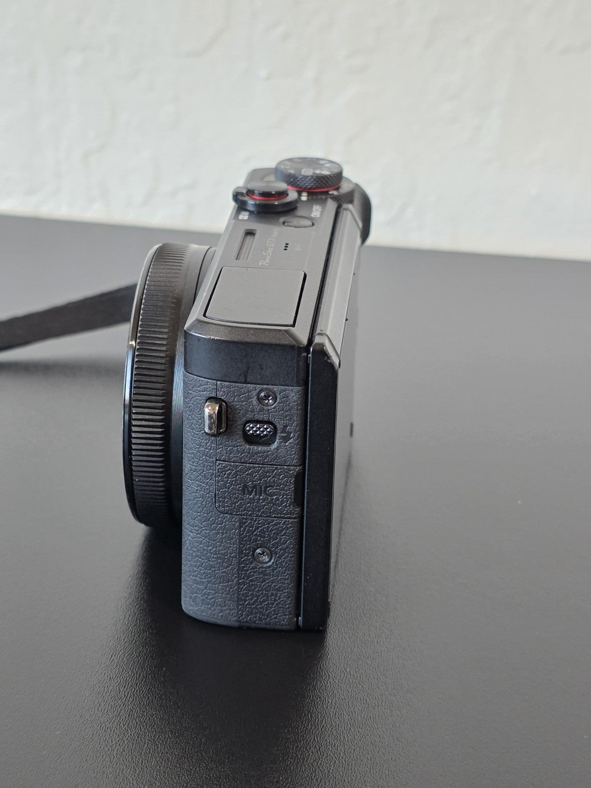 Canon PowerShot G7X Mark III – 20.1MP Point & Shoot Digital Camera – Black
