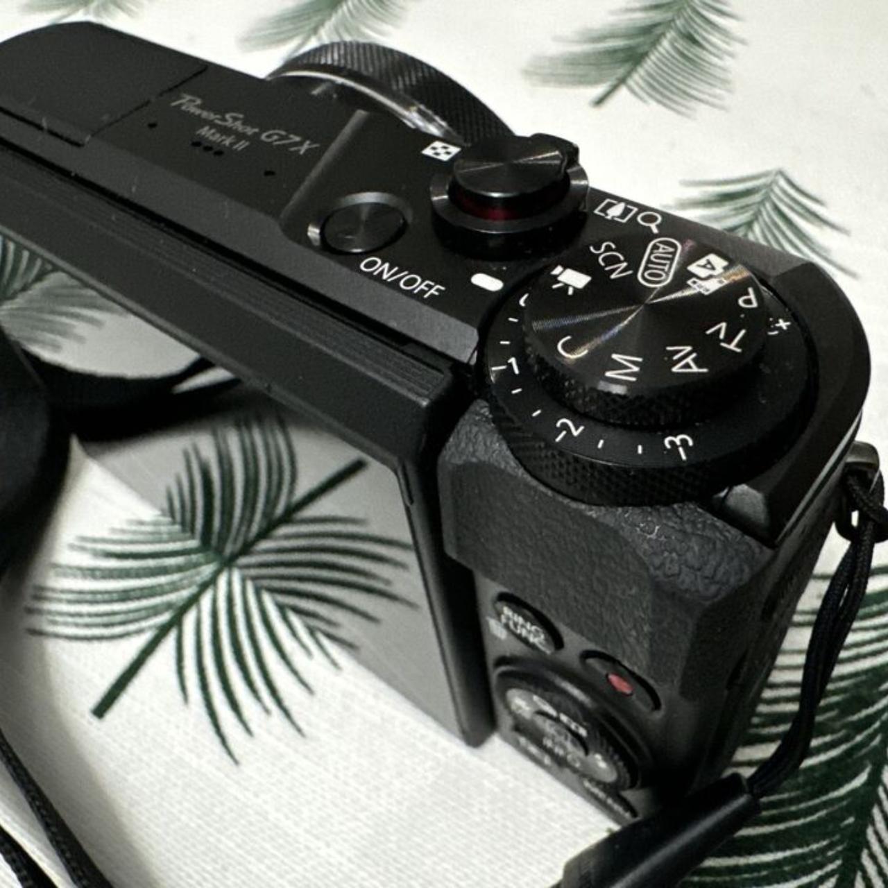 Canon G7X Mark II PowerShot Camera