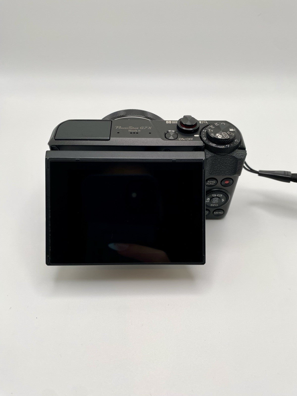 Canon PowerShot G7X Mark II Digital Camera – Bundle with Travel & Protective Cases