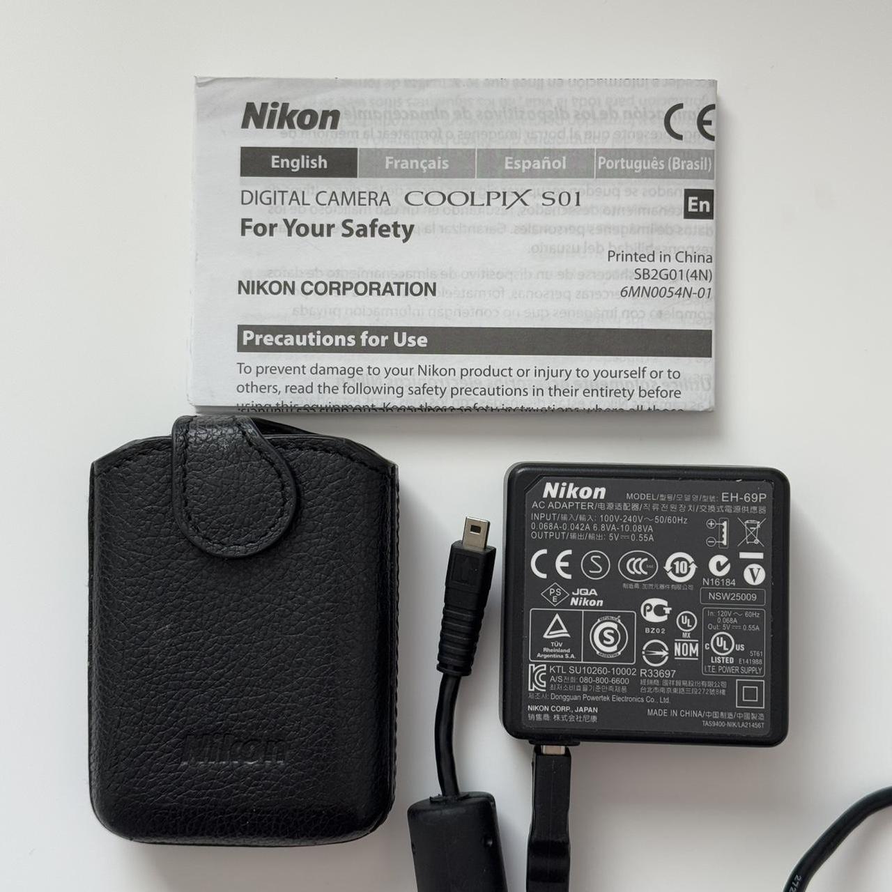 Nikon Coolpix S01 Mini Digital Camera