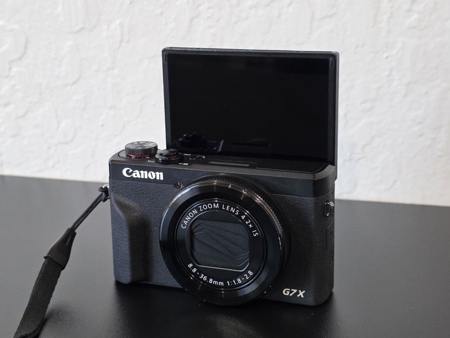 Canon PowerShot G7X Mark III – 20.1MP Point & Shoot Digital Camera – Black