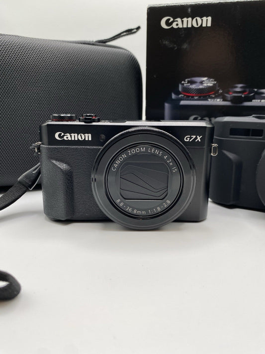 Canon PowerShot G7X Mark II Digital Camera – Bundle with Travel & Protective Cases