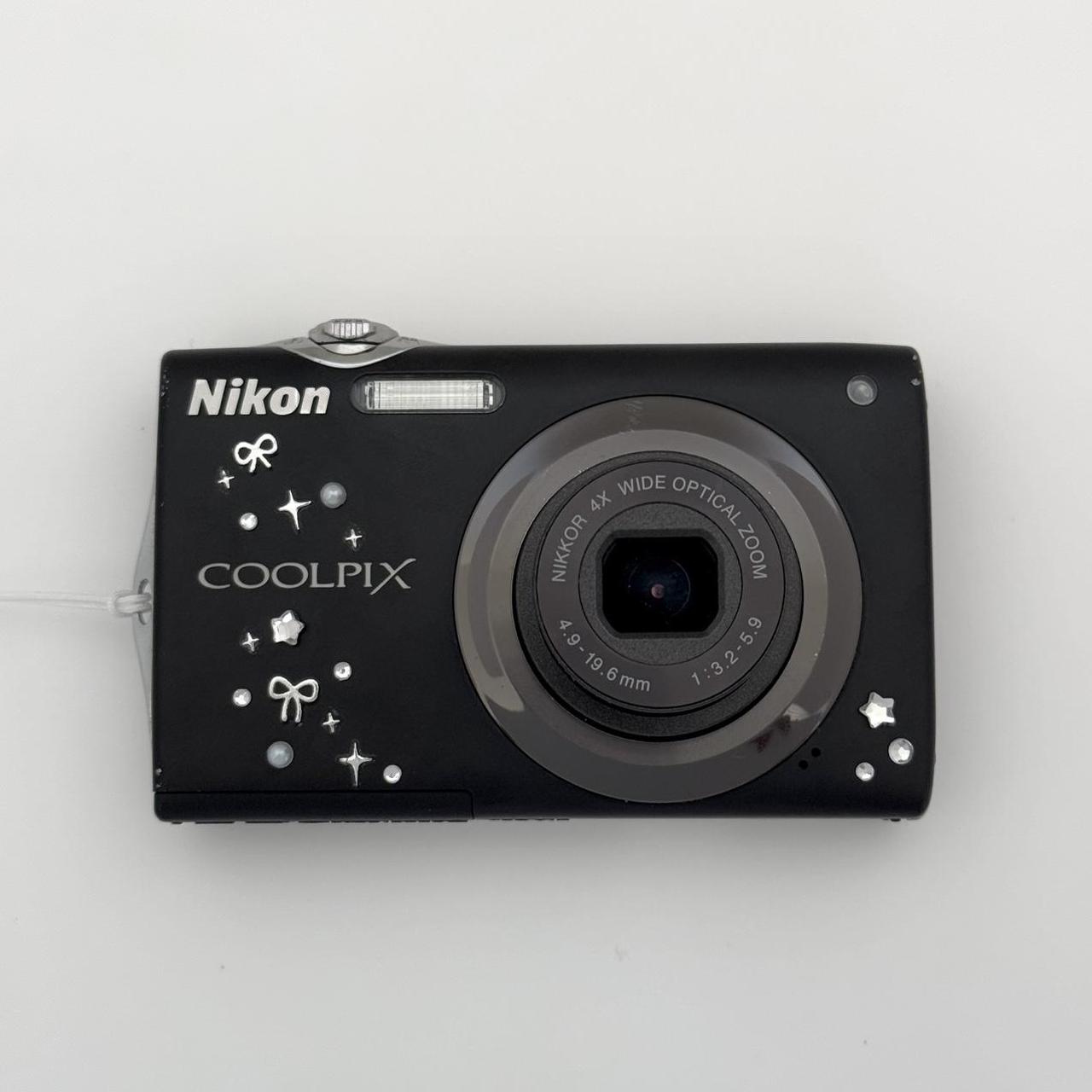 Nikon Coolpix S3000 Digital Camera💗